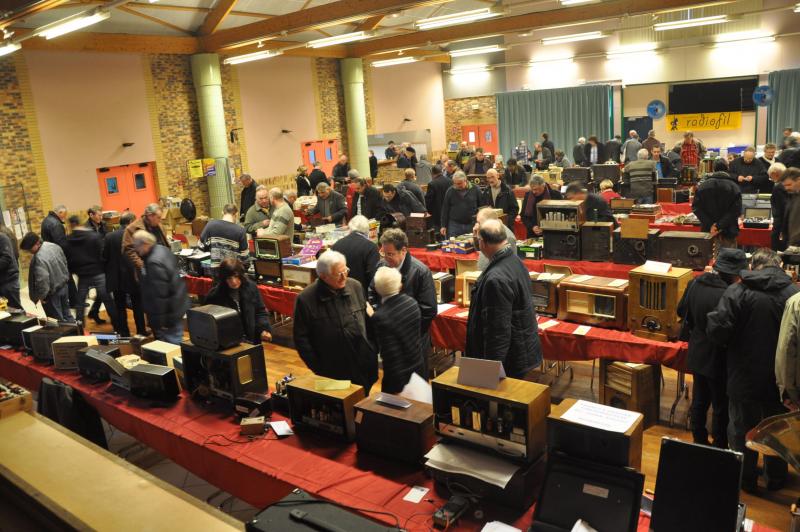 La 13ème Bourse échange, exposition radio et Tsf d'autrefois